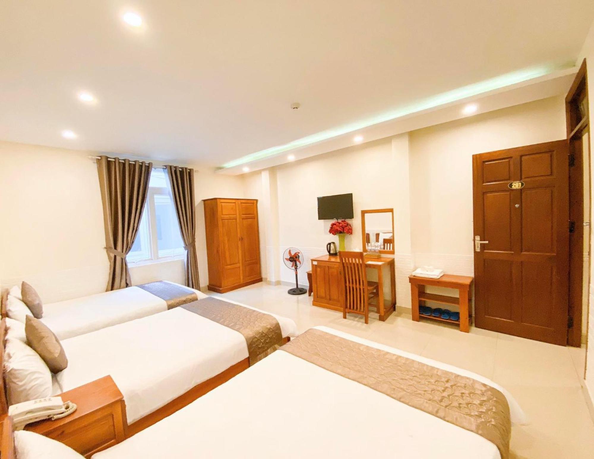 Hotel Pham Duy Da Lat Exterior photo